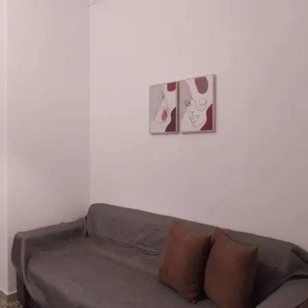 Σπίτι Με Θέα Στα Μετέωρα Apartment Kalambaka Exterior photo